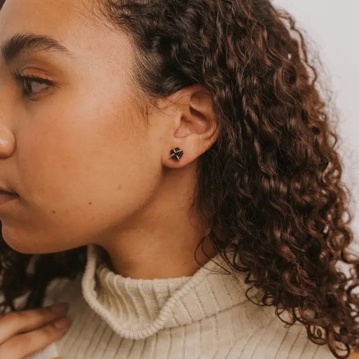 Druzy Prong Black Earrings